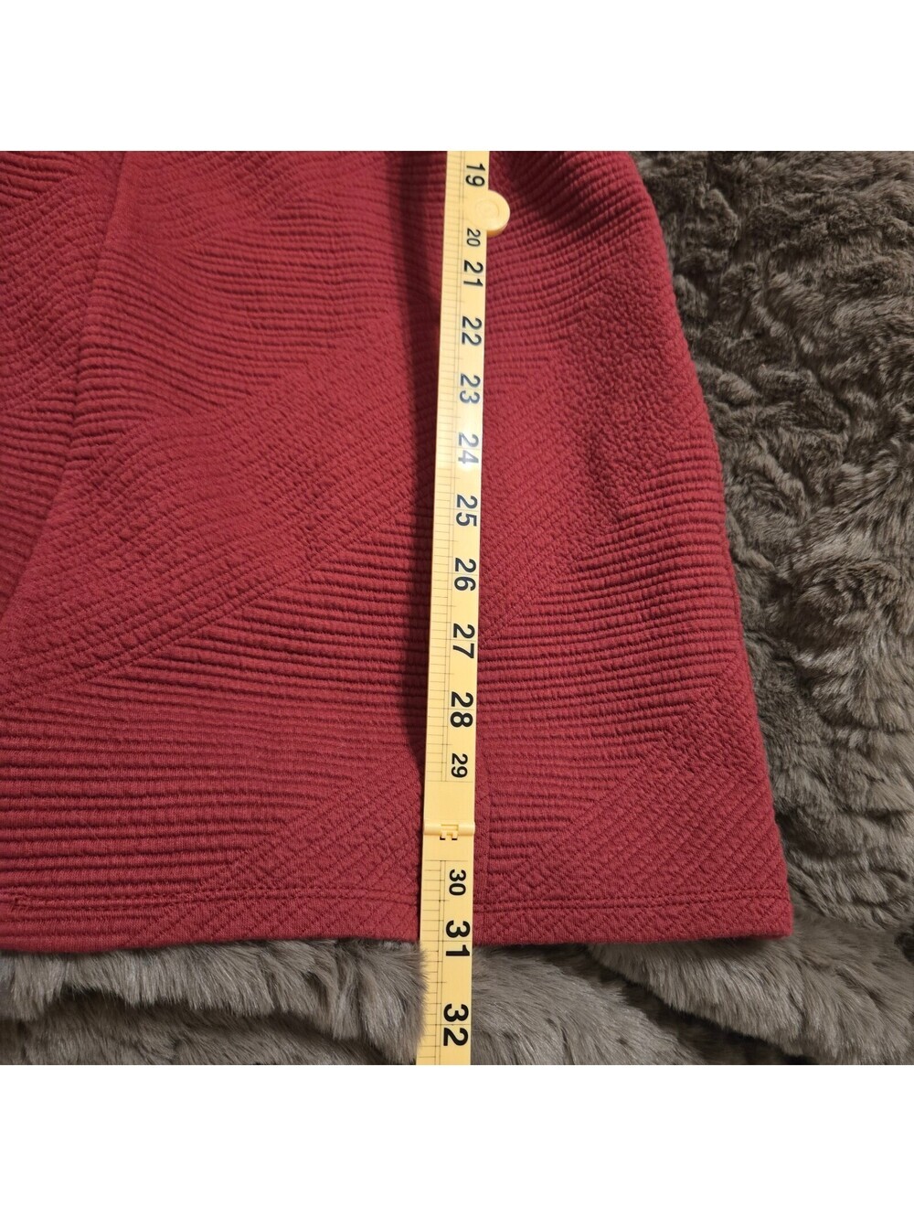 Bebe Red Textured Long Sleeve Bodycon Dress Y2K NWT Retail $149 - Picture 5 of 9